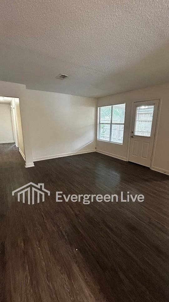 44 Callan Ct - Photo 5 of 22