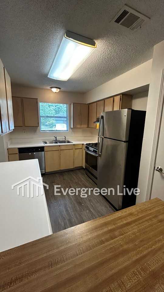 44 Callan Ct - Photo 6 of 22