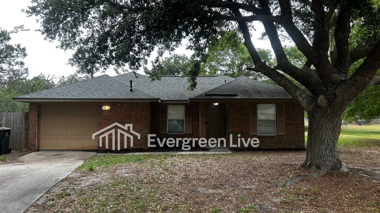 62 Assana Ct