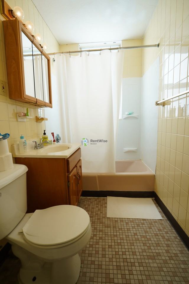 95 Gordon St #15 - Photo 7 of 12