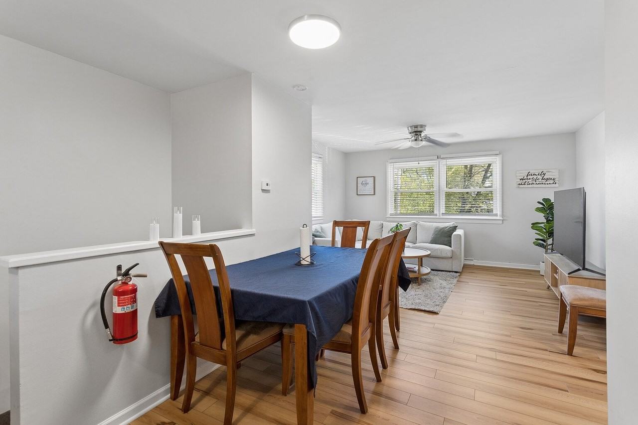 102 Spruce St #B - Photo 5 of 21