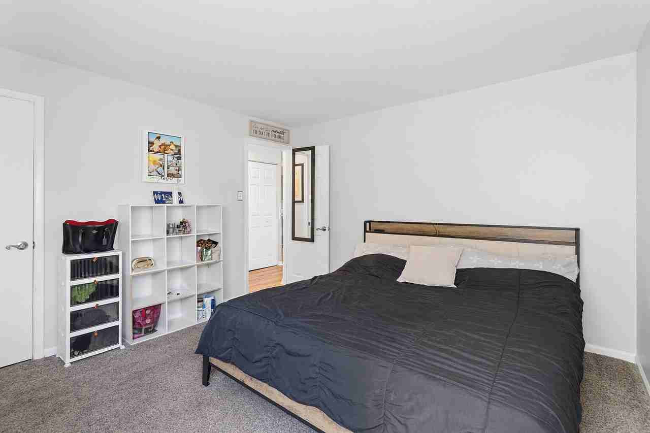 102 Spruce St #B - Photo 7 of 21