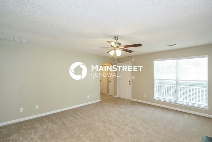 703 Hynds Springs Dr - Photo 4 of 15