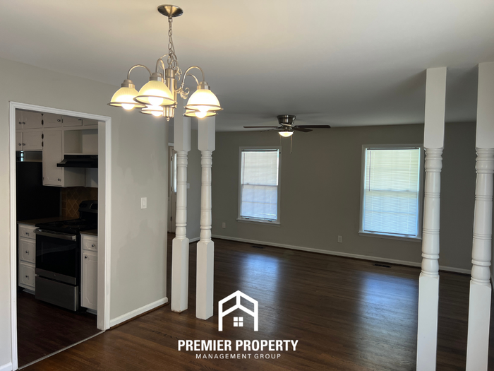 2457 Jamestown Dr - Photo 6 of 29