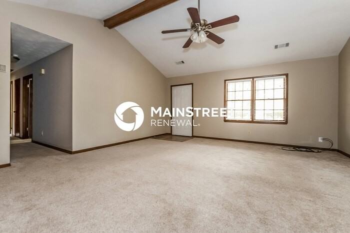 1274 Classic Dr Ne - Photo 5 of 16