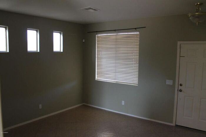 2012 S 85th Ln - Photo 5 of 18
