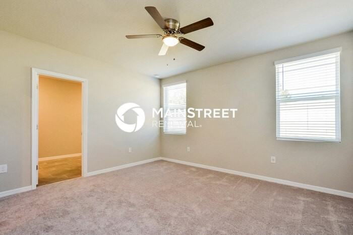 1074 Oak Valley Dr - Photo 7 of 16