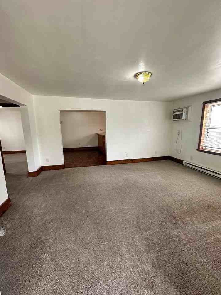 2400 Ballentine Blvd - Photo 3 of 15
