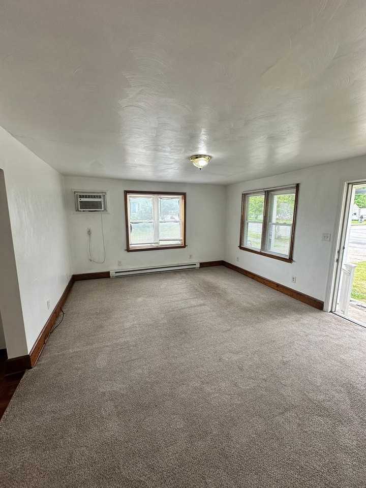 2400 Ballentine Blvd - Photo 5 of 15