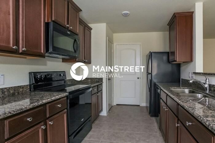 27032 Leonardo Dr - Photo 6 of 16