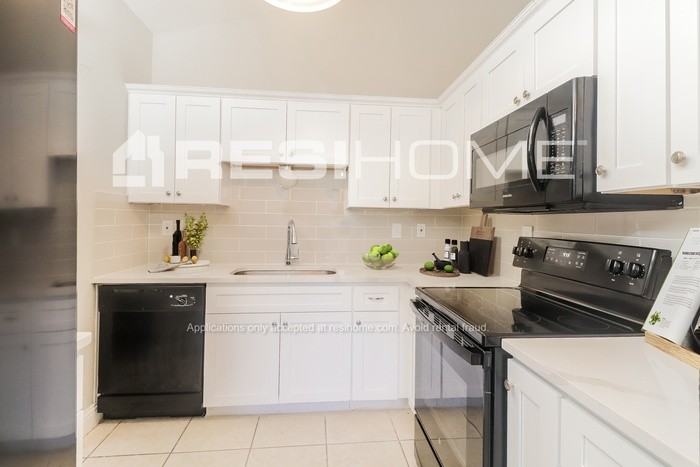 4612 Larner St - Photo 2 of 14