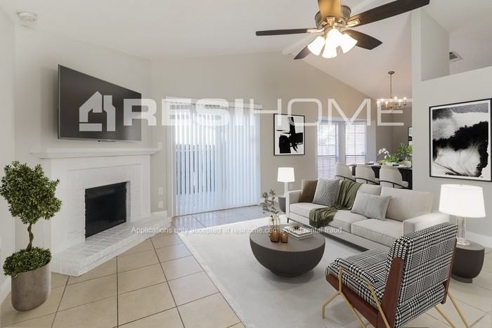 4612 Larner St - Photo 6 of 14