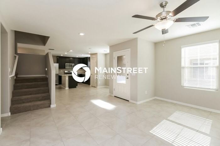 3921 South 82nd Drive - Photo 4 of 17