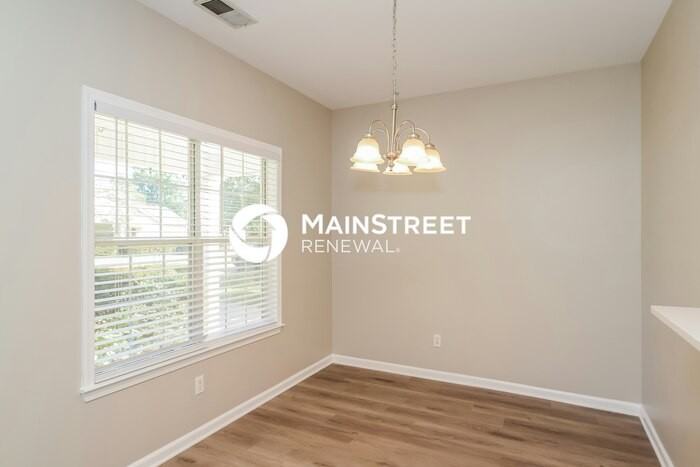 105 King Valley St - Photo 5 of 16