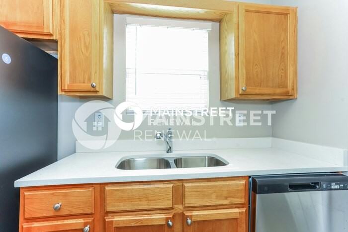 645 Everlasting Way - Photo 7 of 16