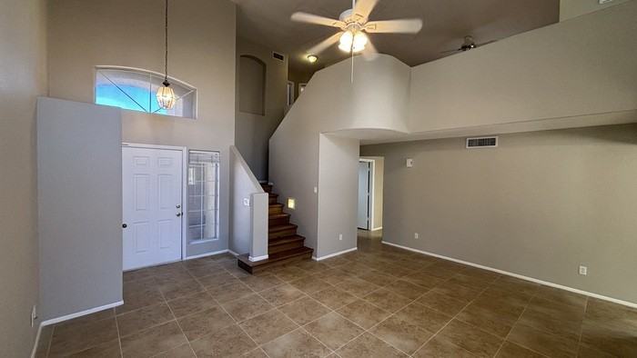 17426 N 47th St - Photo 3 of 24