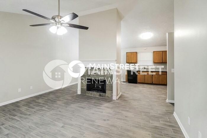 6820 Summit View Dr - Photo 5 of 17