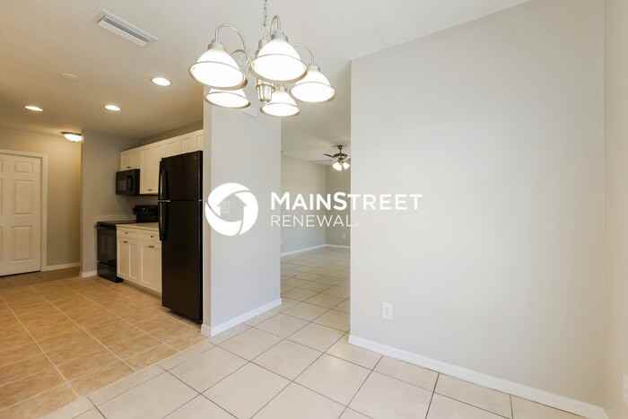 718 Sunrise Blvd - Photo 7 of 16