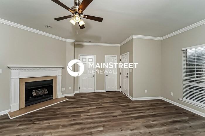 1008 Lexington Dr - Photo 5 of 16