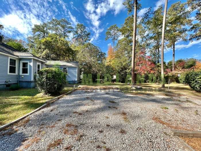 2899 Forest Dr - Photo 3 of 37