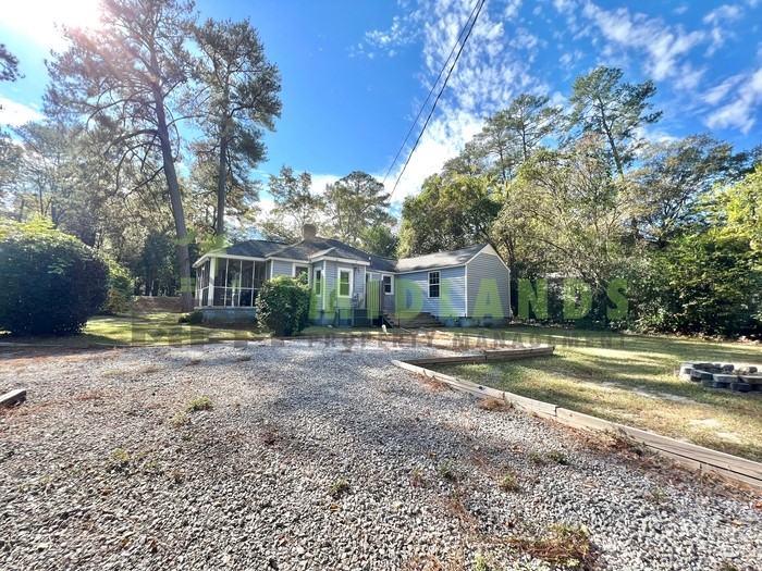 2899 Forest Dr - Photo 4 of 37