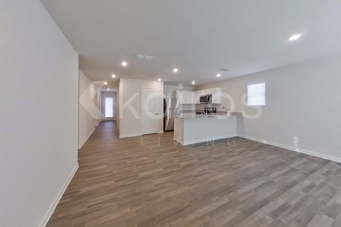 405 Bohannon Dr - Photo 5 of 20