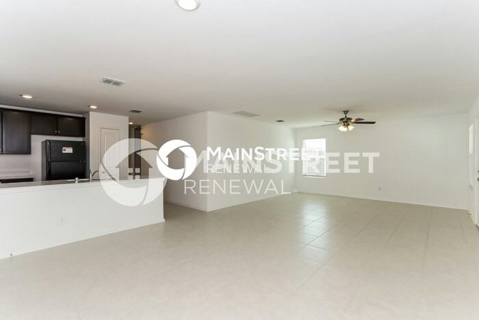 2960 Wallace Wells Ct - Photo 4 of 16