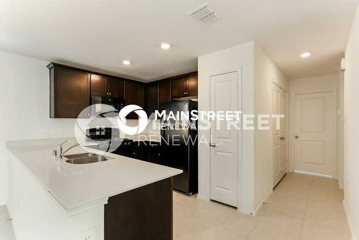2960 Wallace Wells Ct - Photo 7 of 16