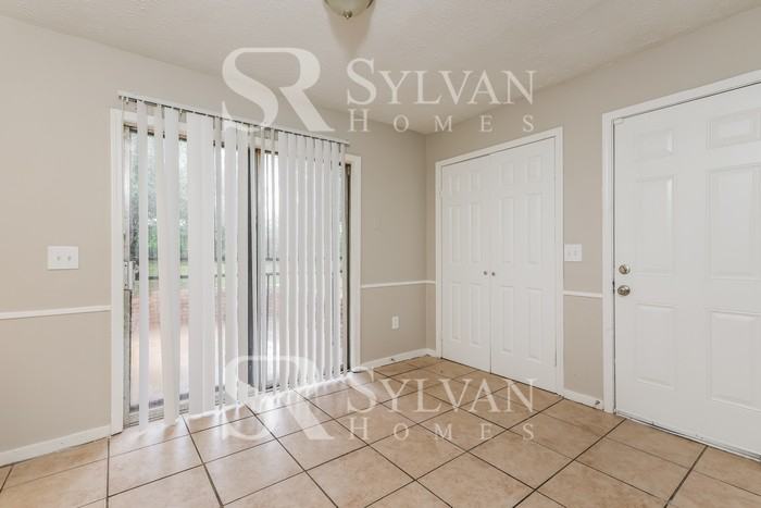 4946 Hanging Oak Dr - Photo 6 of 16