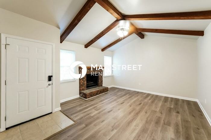 6469 Chrissy Dr - Photo 3 of 16
