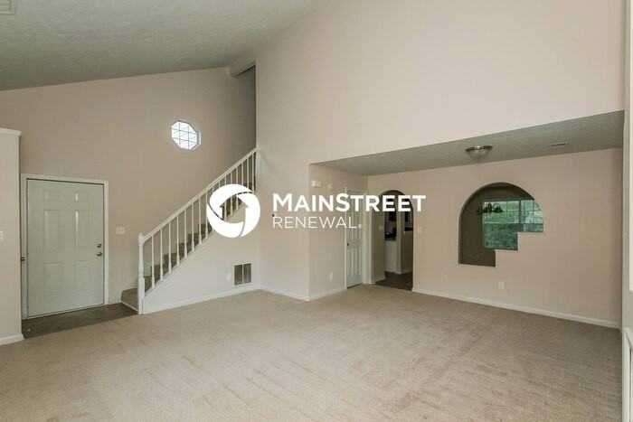 2945 Woody Ct - Photo 3 of 15