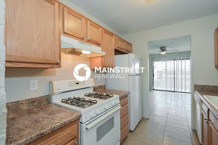 1727 S Winstel Ave - Photo 7 of 16