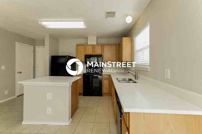7831 Hedrick Farm - Photo 7 of 17