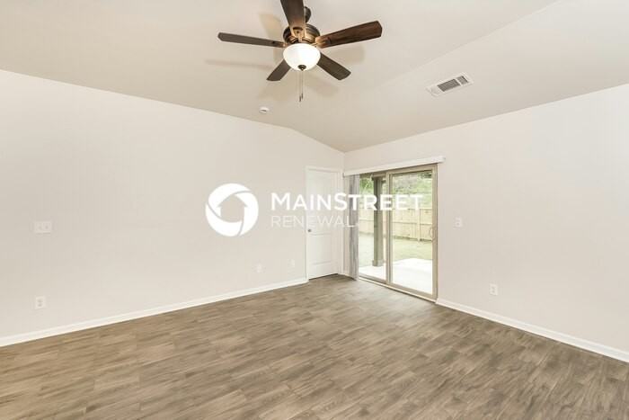 22842 Downing Park Cir - Photo 4 of 17