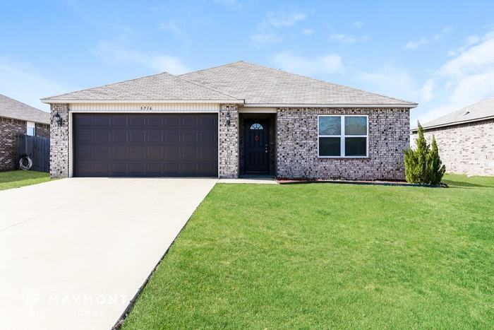 5716 Cypress Ln