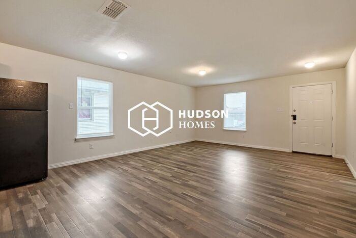 1605 E Morphy St - Photo 4 of 16