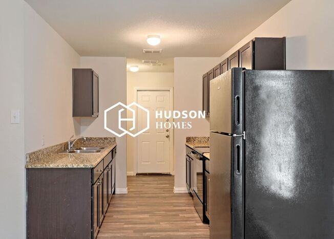 1605 E Morphy St - Photo 7 of 16