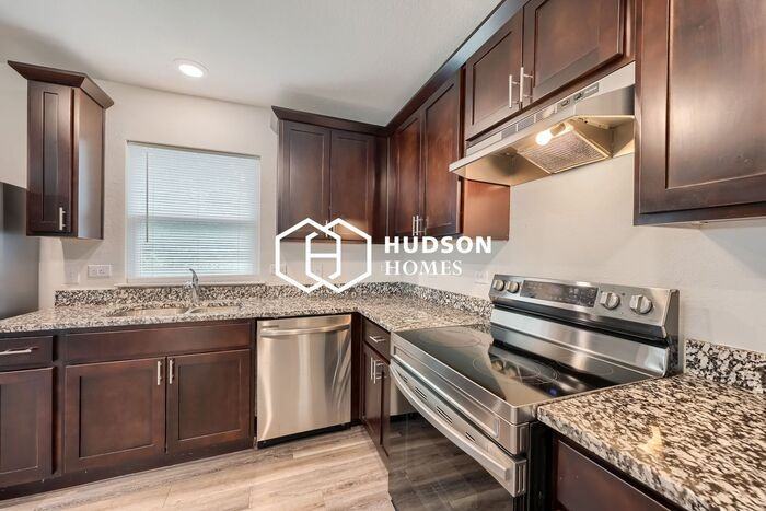 228 Garcia St - Photo 7 of 16