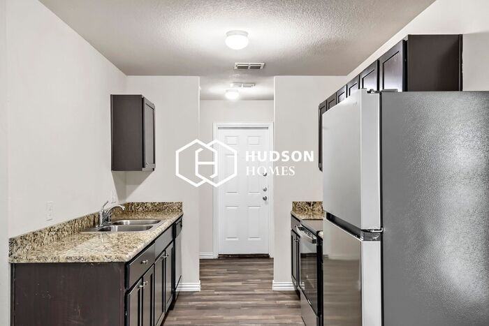 2701 Vogt St - Photo 6 of 15