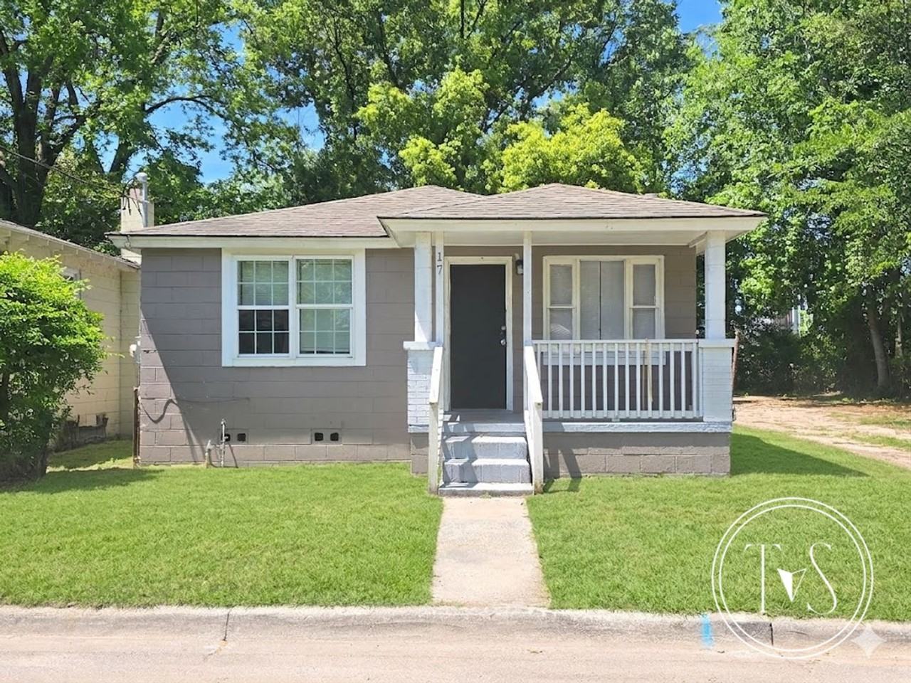 17 Dutton St - Photo 2 of 16