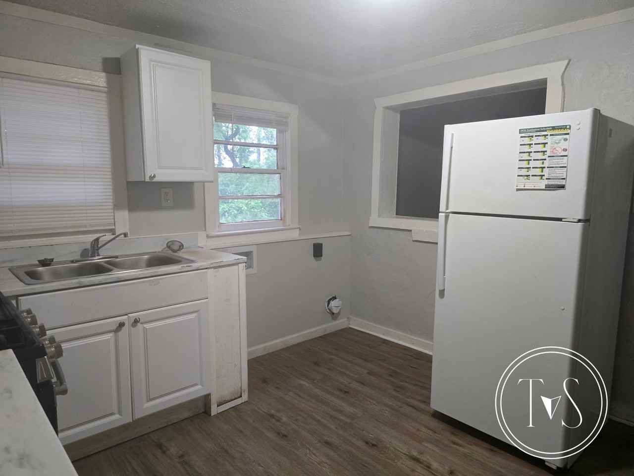 17 Dutton St - Photo 7 of 16