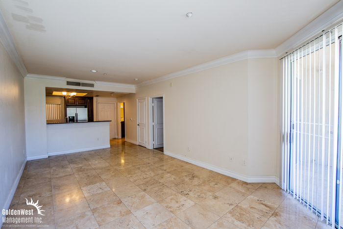 230 E Flamingo Rd #122 - Photo 5 of 13