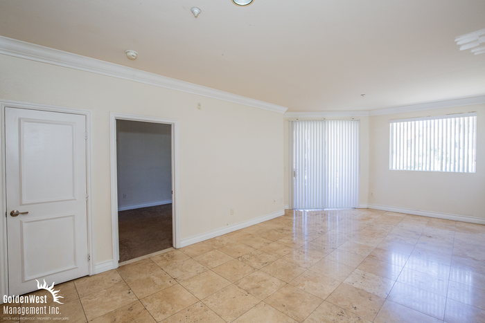 230 E Flamingo Rd #122 - Photo 6 of 13