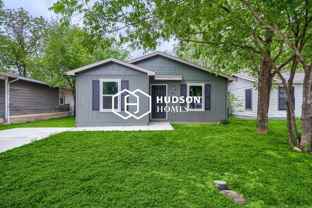 606 Bexar Dr - Photo 1 of 1