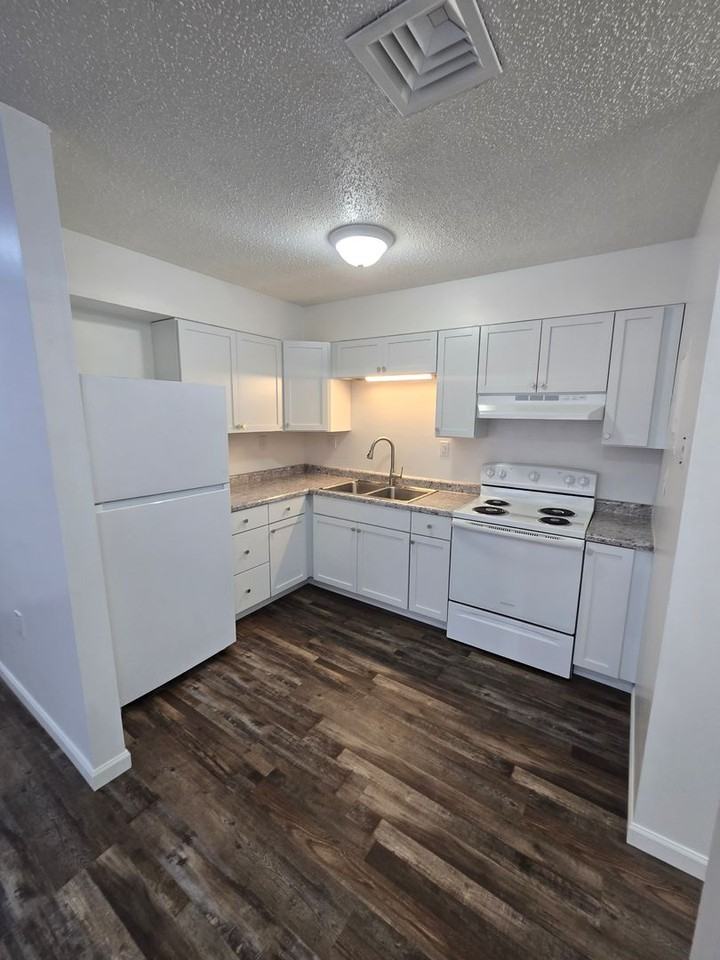 711 711 NW 10th - D1 #D1 - Photo 2 of 23