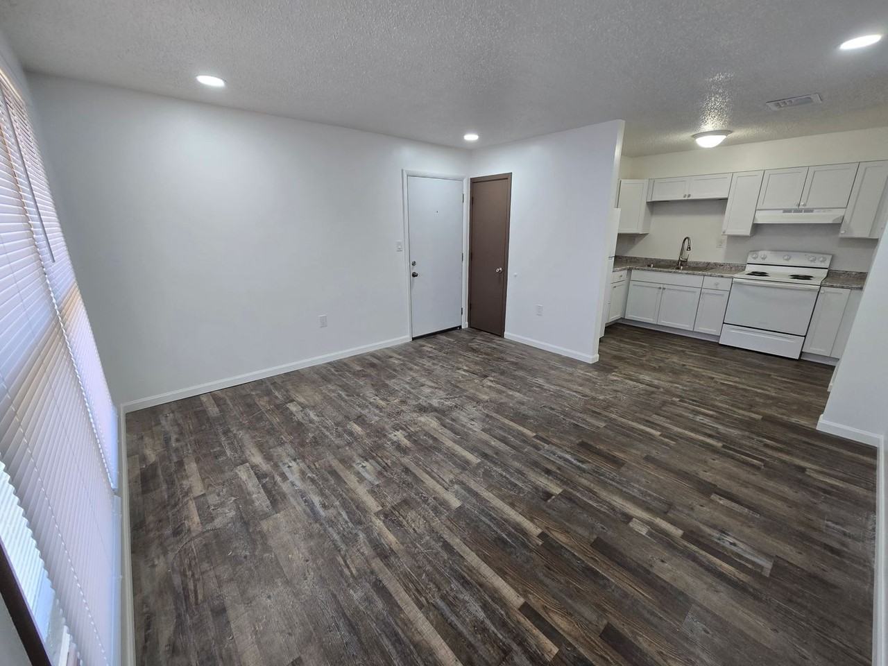 711 711 NW 10th - D1 #D1 - Photo 6 of 23