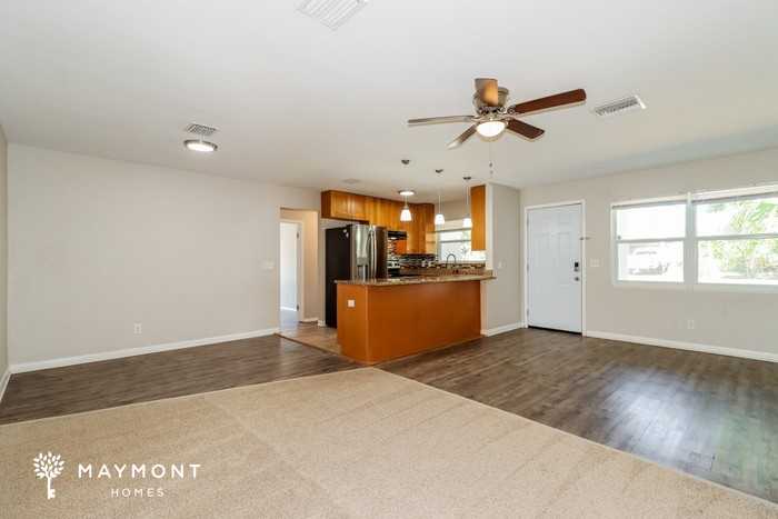 1429 S Evergreen Ave - Photo 7 of 15