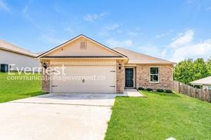 featured image of 1115 Brookhaven Dr