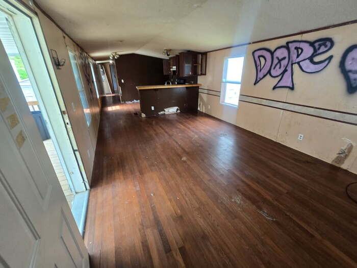 3500 N Dirksen Pkwy #66 - Photo 4 of 10