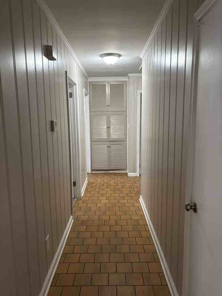 2724 Forsyth Ln - Photo 6 of 15
